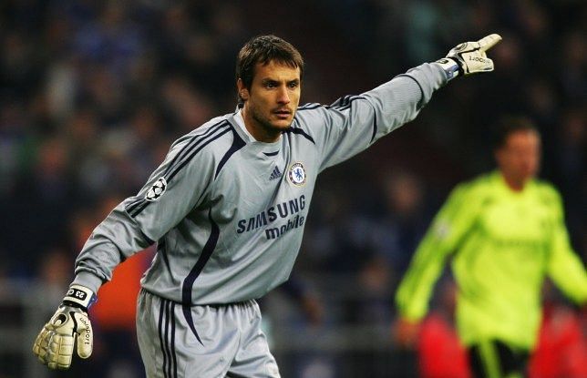 Carlo Cudicini playing for Chelsea FC