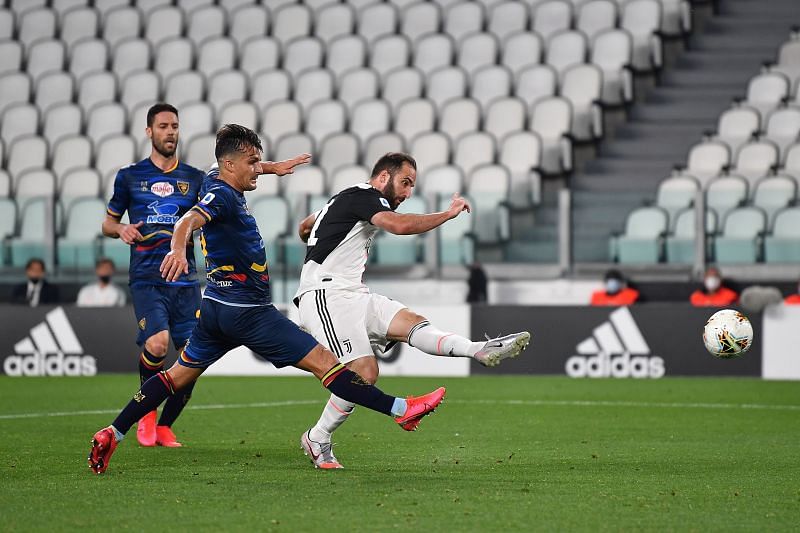 Gonzalo Higuain scored the third goal for Juventus on Friday night