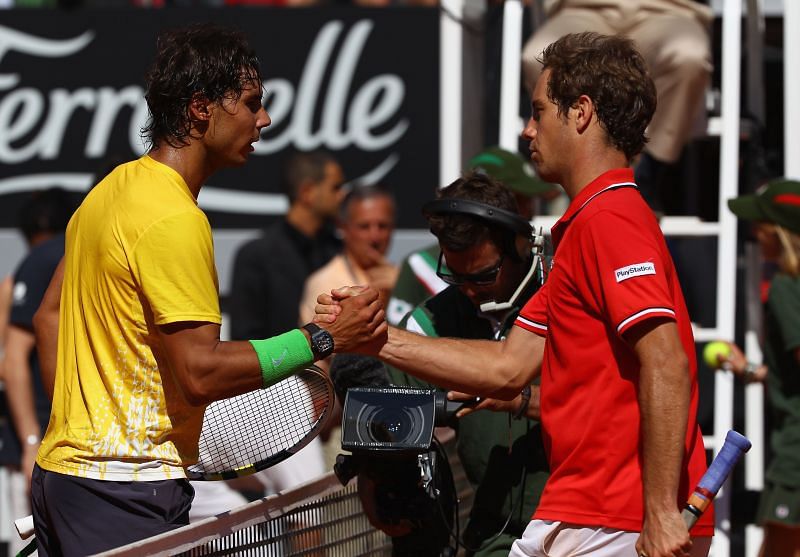 Rafael Nadal (L) and Richard Gasquet