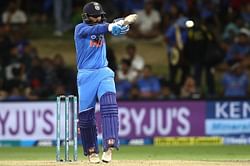 दिनेश कार्तिक को जन्मदिन पर खिलाड़ियों ने किया विश