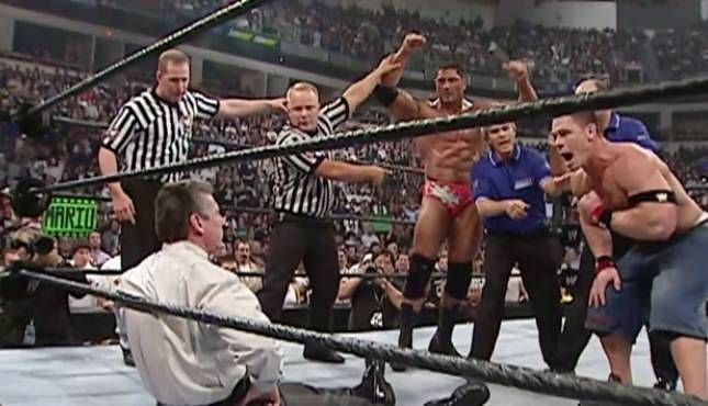 Vince McMahon tear his quads at Royal Rumble 2005