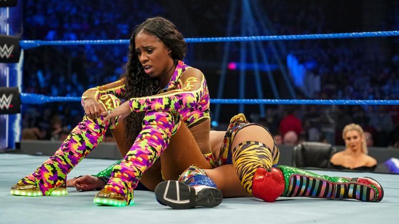 How much longer can WWE ignore the glow of Naomi?