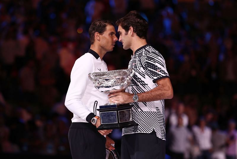 Rafael Nadal (L) and Roger Federer
