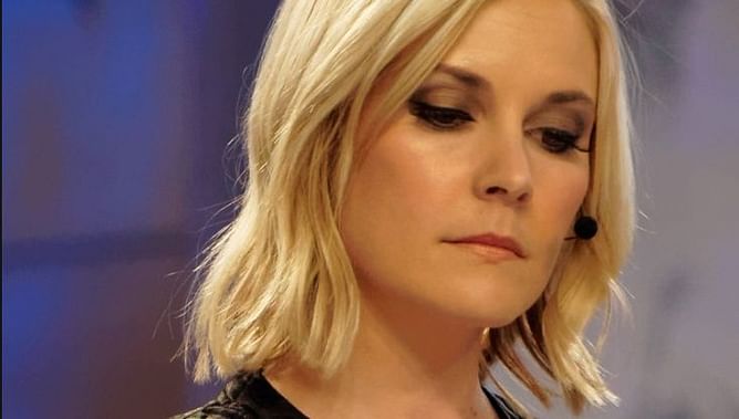 WWE presenter Renee Young sends a heartfelt message to the fans