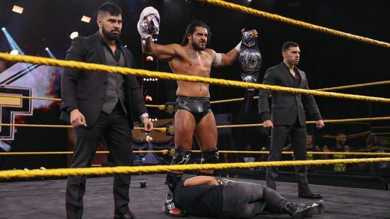 Santos Escobar with his new faction