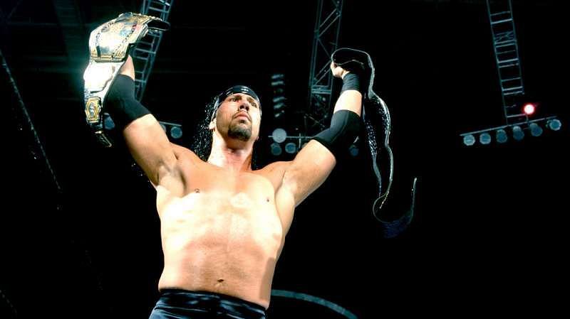 X-Pac&#039;s Light Heavyweight title run ended in the championship&#039;s demise