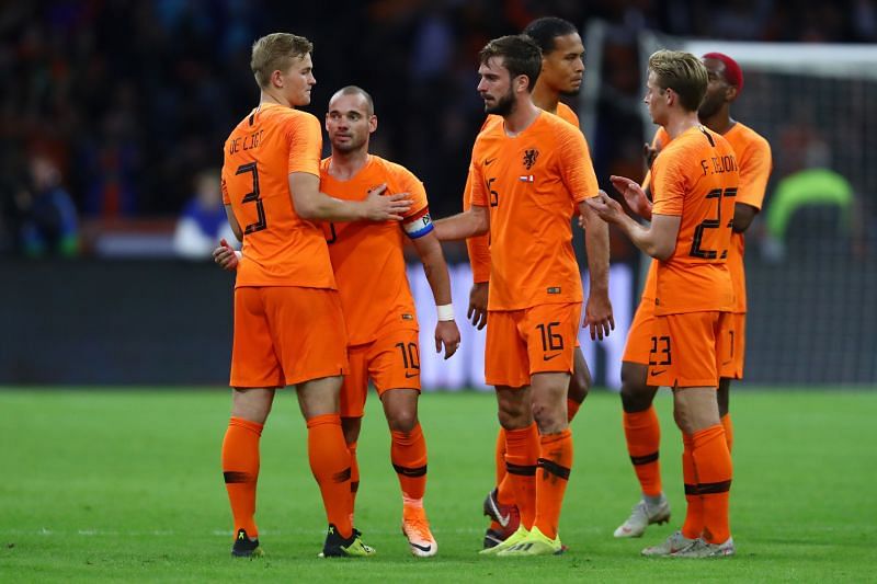 De Jong and Sneijder played together for the Netherlands for a short while