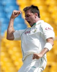 डेल स्टेन ने मैच में लिए 8 विकेट