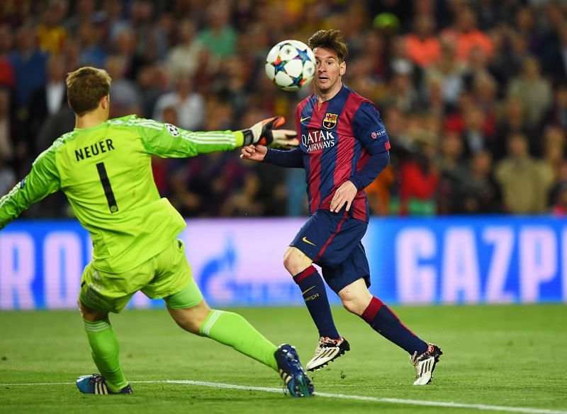 Lionel Messi&#039;s surreal chip against Bayern Munich