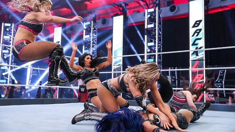 The IIconics try to win the Championships