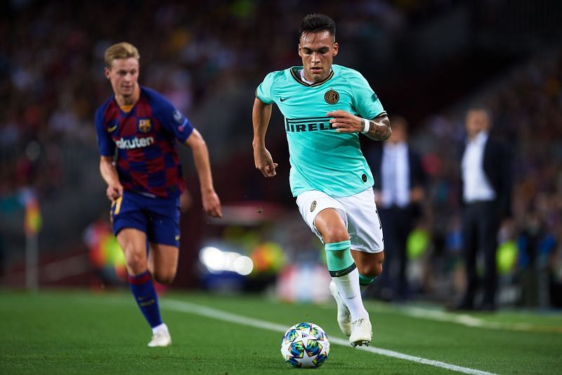 Lautaro in action against Barcelona in the UEFA Champions League