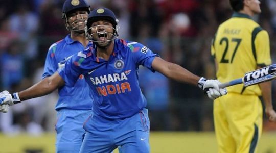 रोहित शर्मा ने वनडे क्रिकेट में तीन दोहरे शतक लगाए हैं जो एक रिकॉर्ड है 