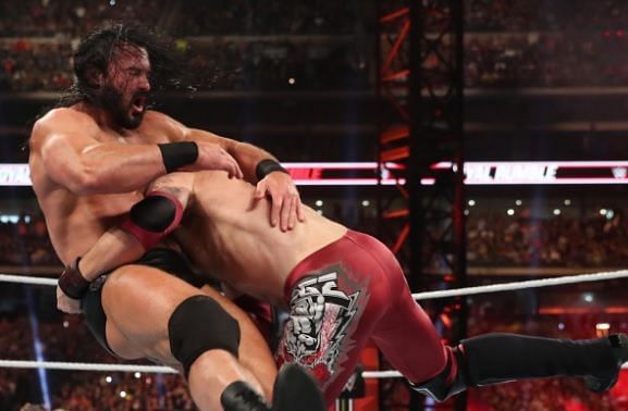 Edge spears Drew McIntyre at the 2020 Royal Rumble