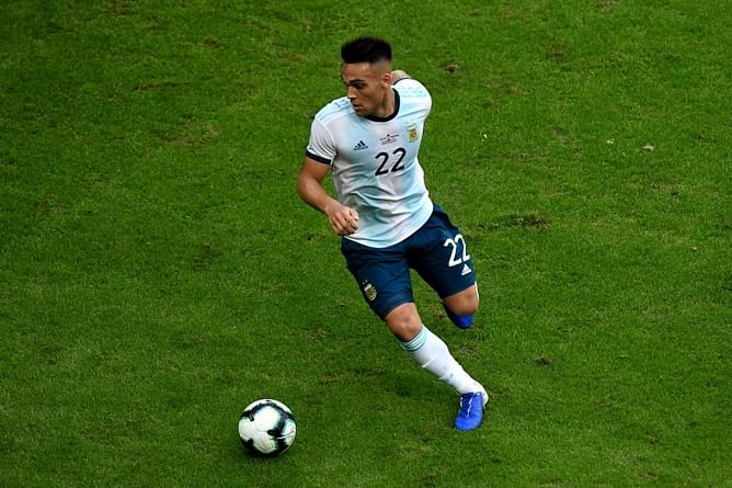 What is the ideal formation for Lionel Messi's Argentina?