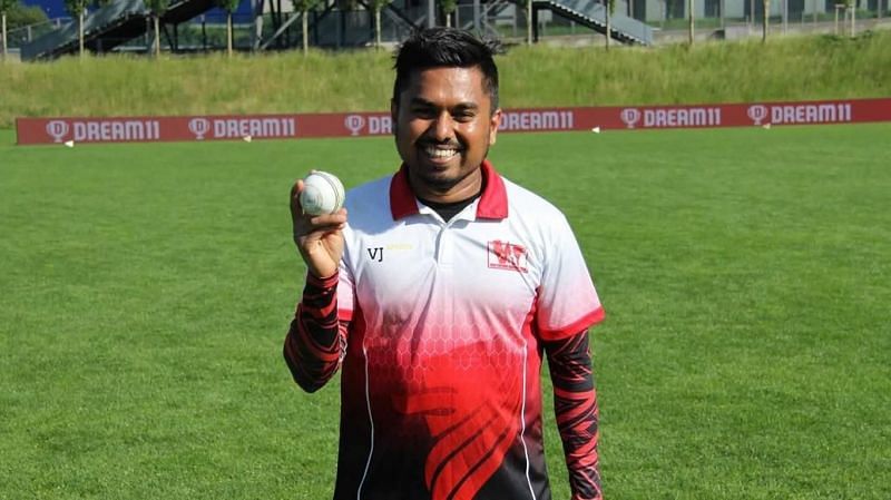 Deesh Banneheka with the match ball after his 5-wicket maiden (Image credits: ecn.cricket)