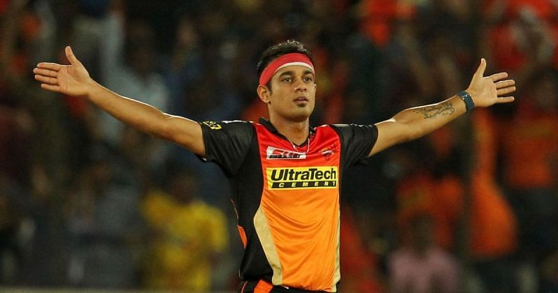 Siddarth Kaul in action for SRH