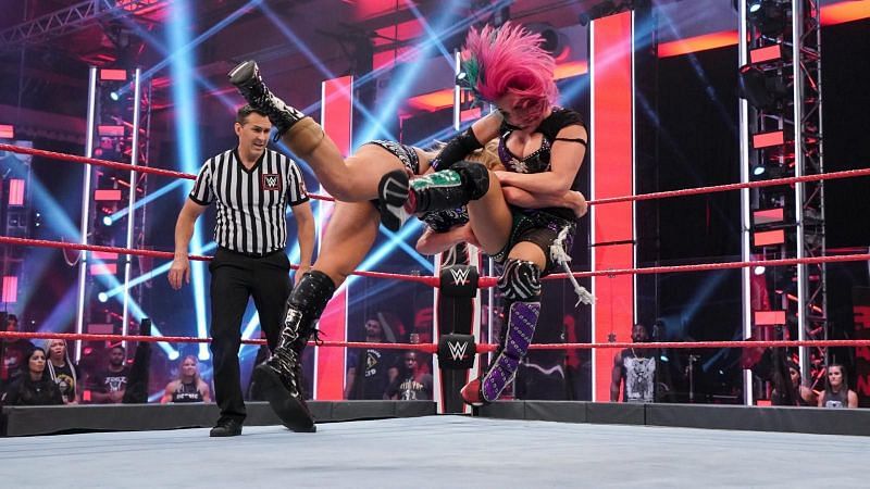 Will Charlotte continue her dominant run over Asuka?