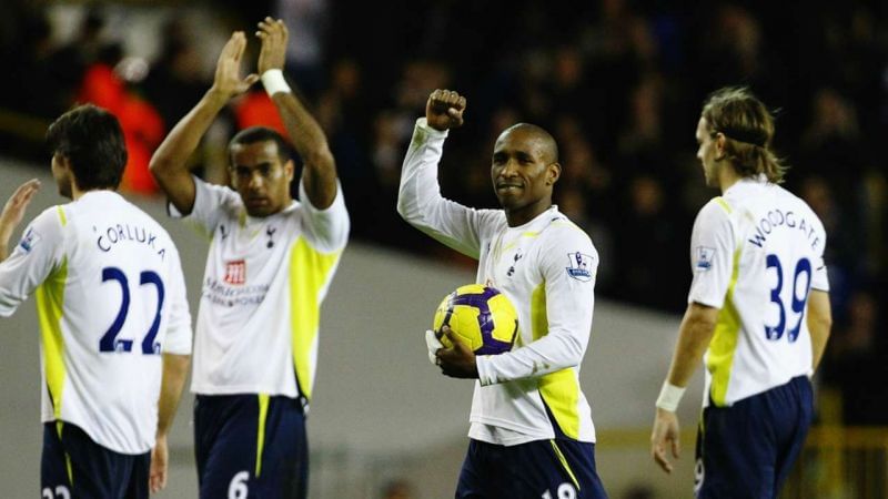 &#039;Five star&#039; Defoe put the Latics to the sword