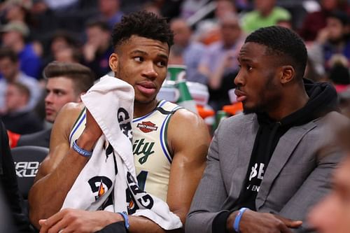 The Antetokounmpo brothers at a Bucks game