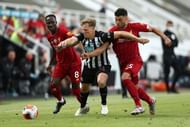 Oxlade-Chamberlain in action against Newcastle