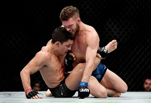 Joseph Benavidez (left) fights against Dustin Ortiz