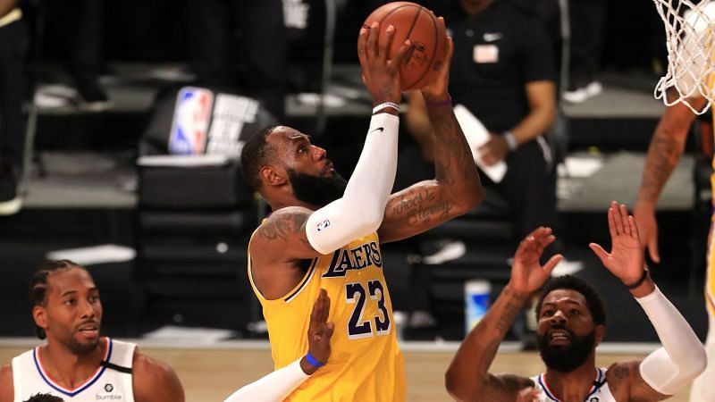 LeBron lifts Lakers past Clippers in NBA opener