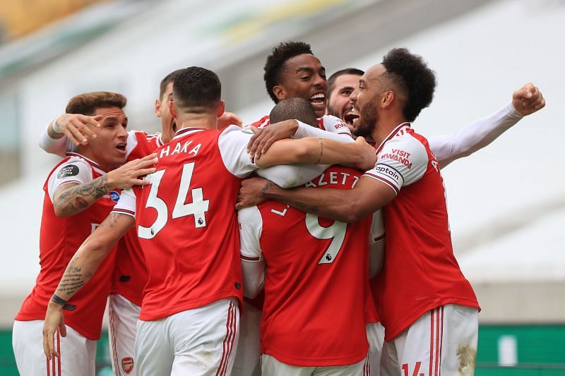  Arsenal claimed their fourth win on the bounce with a 2-0 win over Wolves