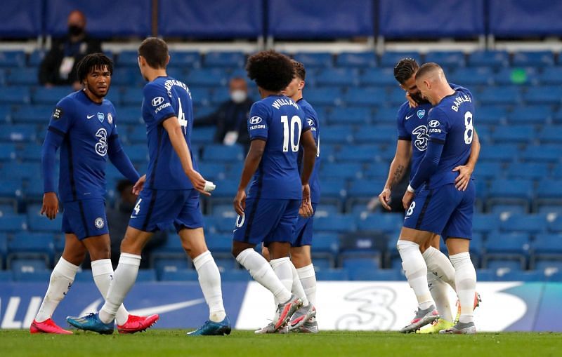 Olivier Giroud and Ross Barkley (right) celebrate Chelsea&#039;s win against Watford