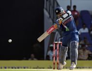 वीरेंदर सहवाग ने अपने करियर में तिहरे और दोहरे शतक भी लगाए हैं