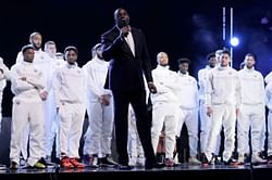 LA Lakers legend Magic Johnson endorses LeBron James for the MVP award, while choosing Anthony Davis as the DPOY