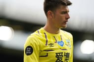 Nick Pope currently leads the Golden Glove race against Allison Becker and should be given England's no.1 shirt over the much-maligned Jordan Pickford