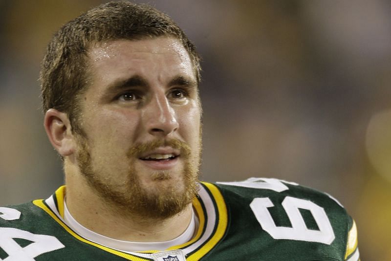 Mojo Rawley in a Packers&#039; uniform