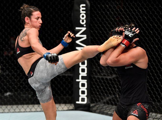 Marina Rodriguez attempting a head kick