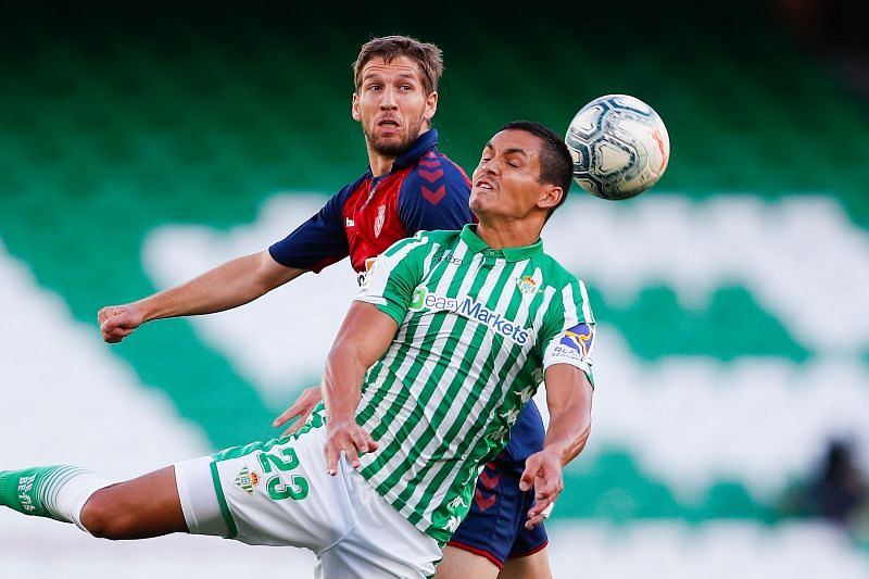 Aissa Mandi in action for Real Betis