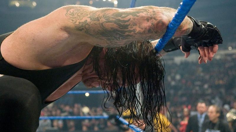 5 Most memorable WWE SmackDown main events of all time