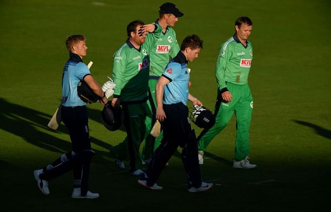 ENG vs IRE: इंग्लैंड ने पहले वनडे में आयरलैंड को 6 विकेट से हराया, डेविड विली की घातक गेंदबाजी