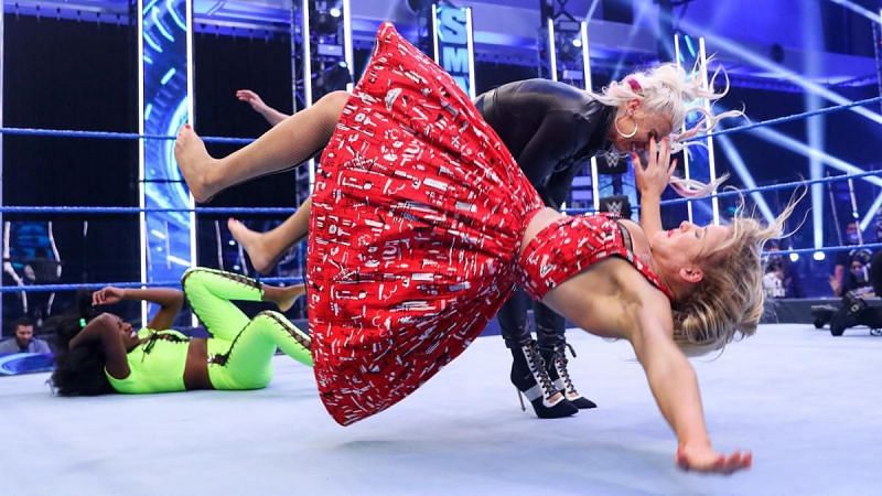 This week&#039;s episode of SmackDown was not good at all