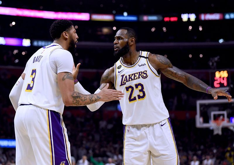 LeBron James and Anthony Davis sat on the bench is yesterday&#039;s scrimmage