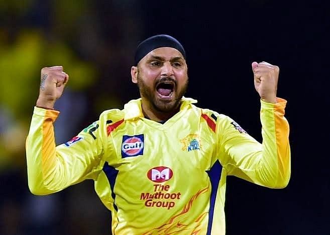 Yuvraj Singh pulls Harbhajan Singh’s leg on his 40th birthday