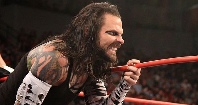 Backstage details on why Jeff Hardy was made to apologize to the locker room