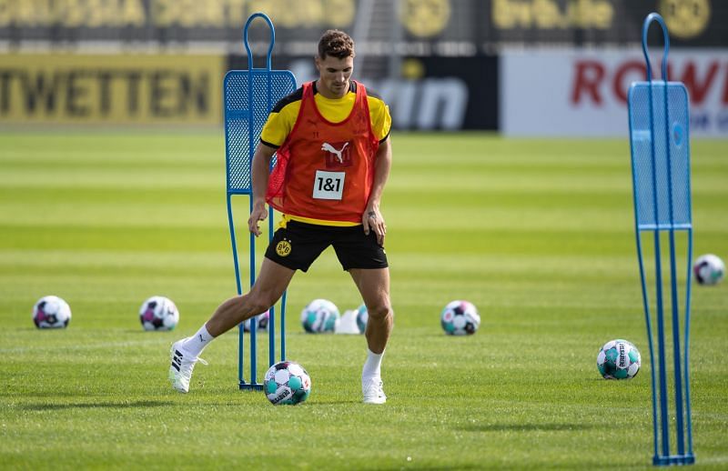 Thomas Meunier at his first Borussia Dortmund training session