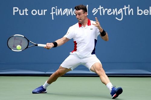 Roberto Bautista Agut plays a forehand at 2020 W&S Open