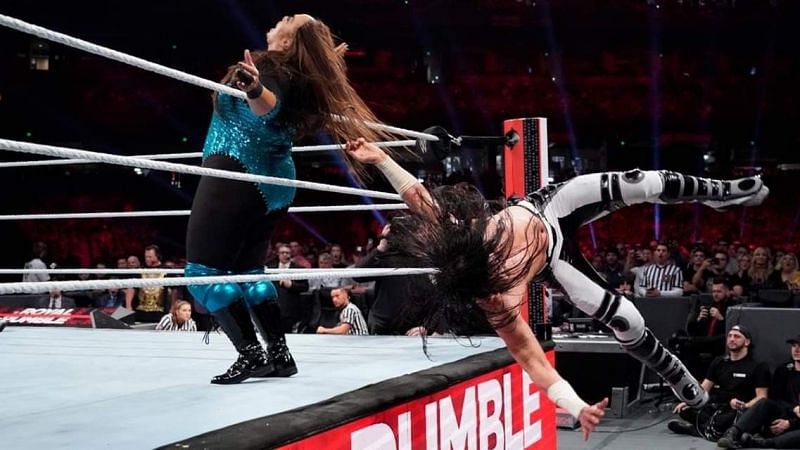 Mustafa Ali being eliminated by Nia Jax at the 2019 men&#039;s Royal Rumble match