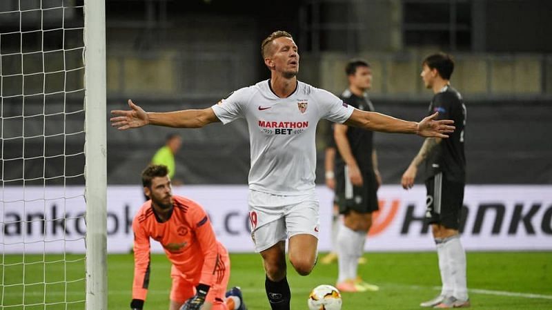 Sevilla struck late to send Manchester United packing and storm into another European final