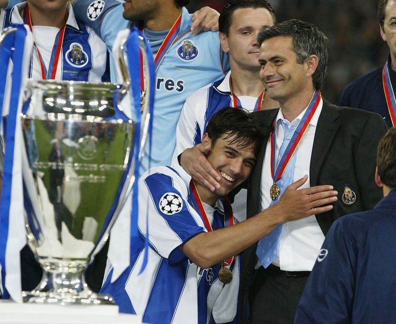 Nuno Valente hugs manager Jose Mourinho after winning the Champions League