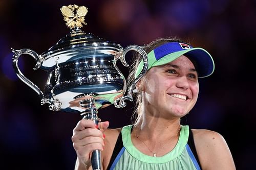 Sofia Kenin poses with the 2020 Australian Open trophy