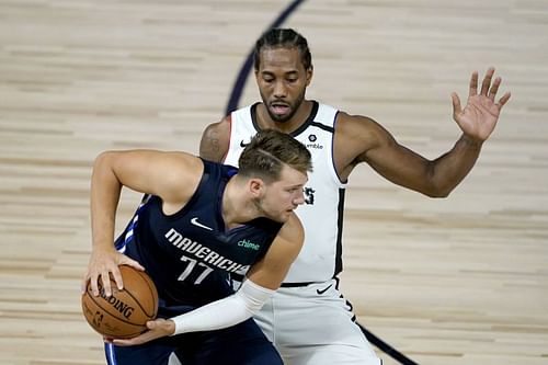 Los Angeles Clippers v Dallas Mavericks