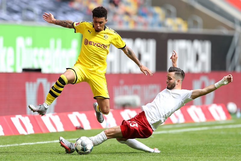 Manchester United target Jadon Sancho in action for Borussia Dortmund