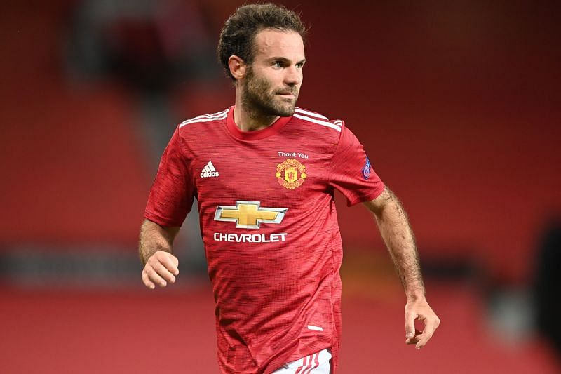 Juan Mata in action against LASK - UEFA Europa League Round of 16: Second Leg
