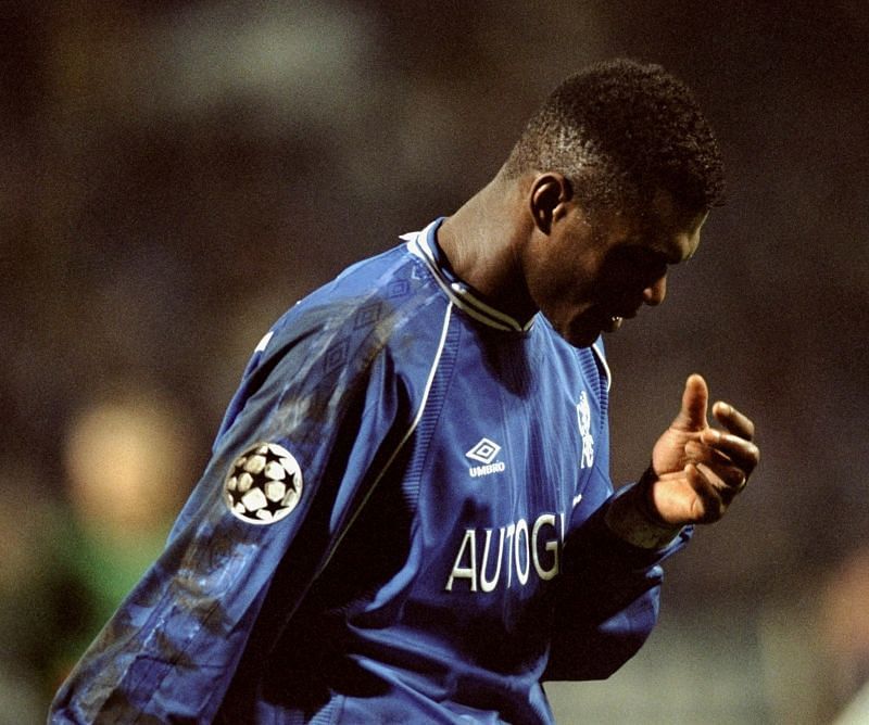 A dejected Marcel Desailly of Chelsea
